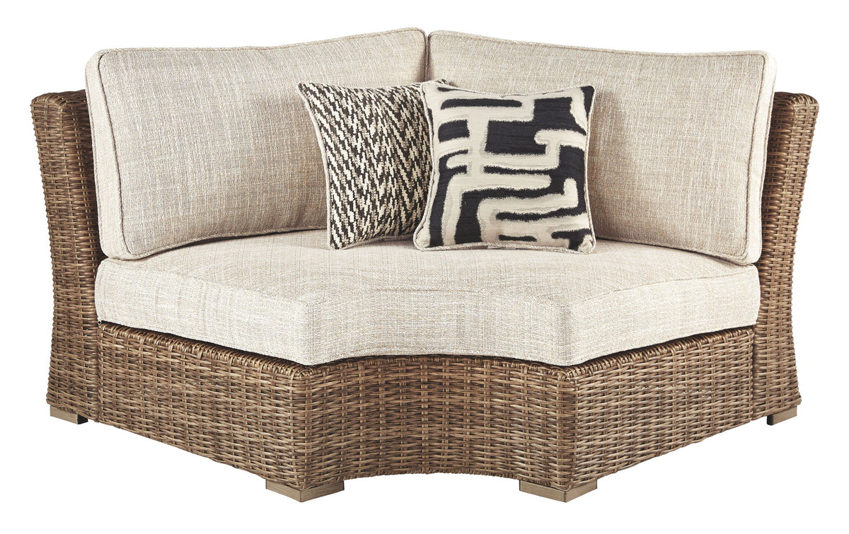 Beachcroft - Curved Corner Chair w/Cushion - Beige