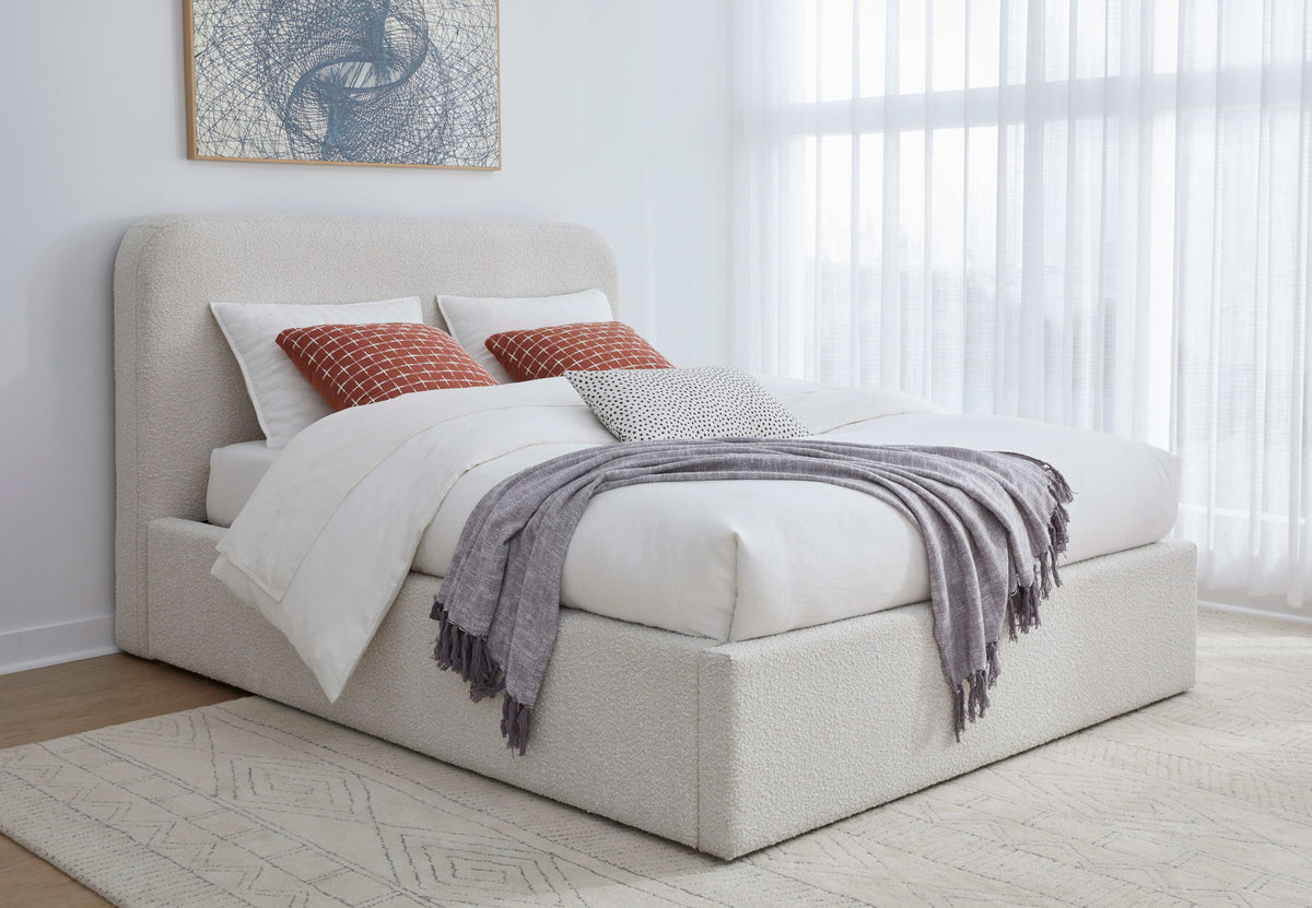 Virgil Off-White - Upholstered Platform Bed