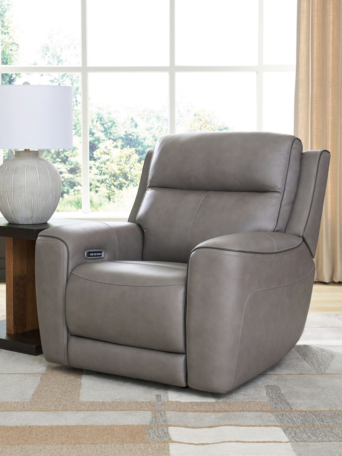 5Z-Comfort - Relaxation - Power Recliner With Adj Headrest