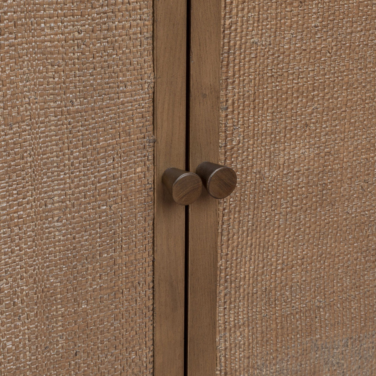 Arrowhead - Colusa Storage Cabinet - Correto