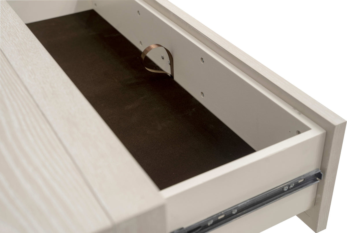 Maxime - Eight Drawer Dresser - Sugar