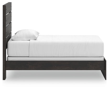 Hollivern - Panel Bedroom Set