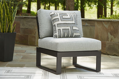 Beachloft - 5-Piece Outdoor Sectional - Black / Gray
