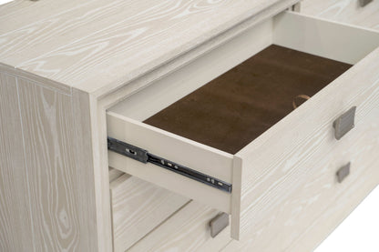 Maxime - Eight Drawer Dresser - Sugar