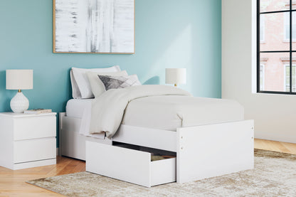 Onita - Platform Bed