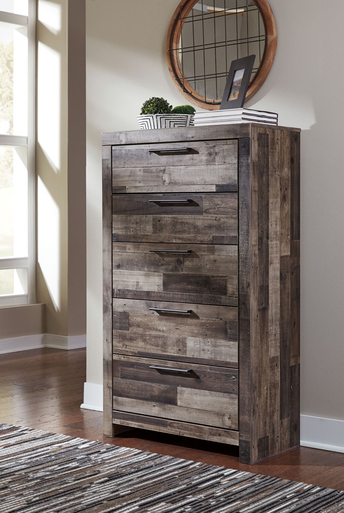 Derekson - Five Drawer Chest - Multi Gray