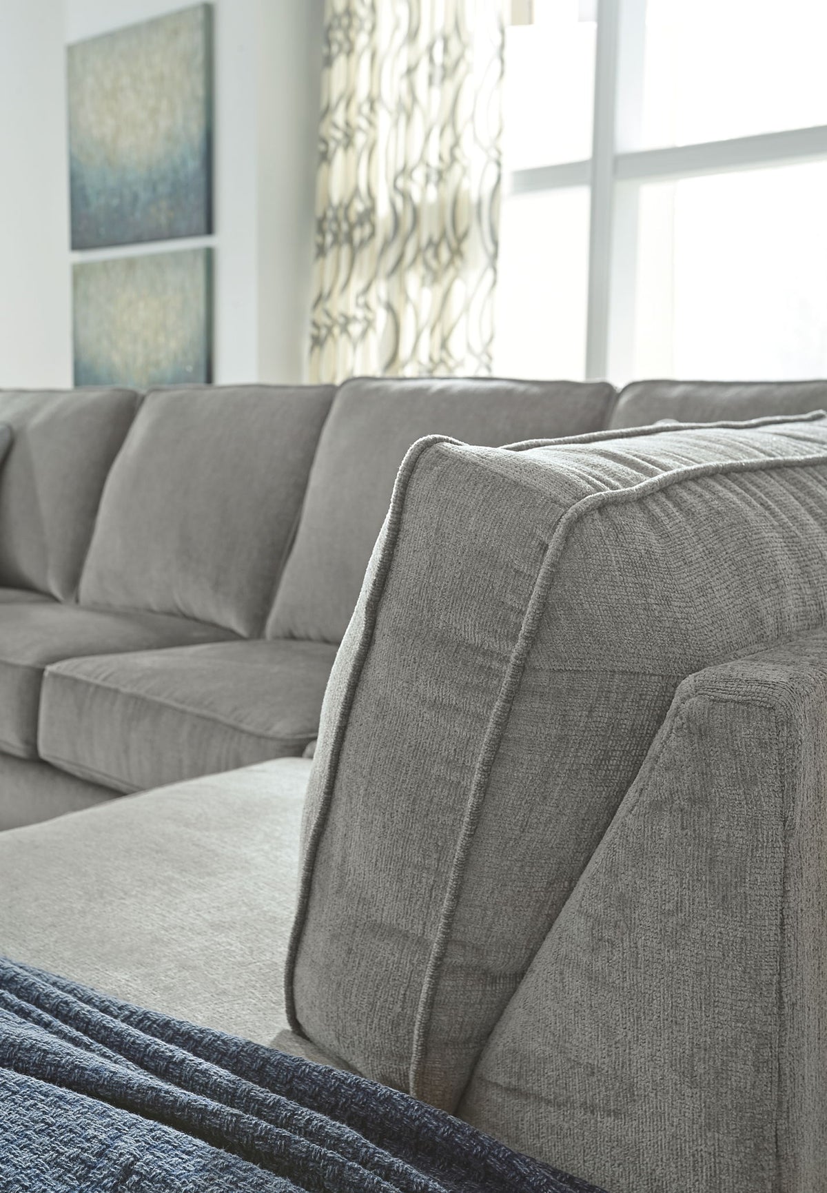 Altari - 2 Piece Sectional With Chaise