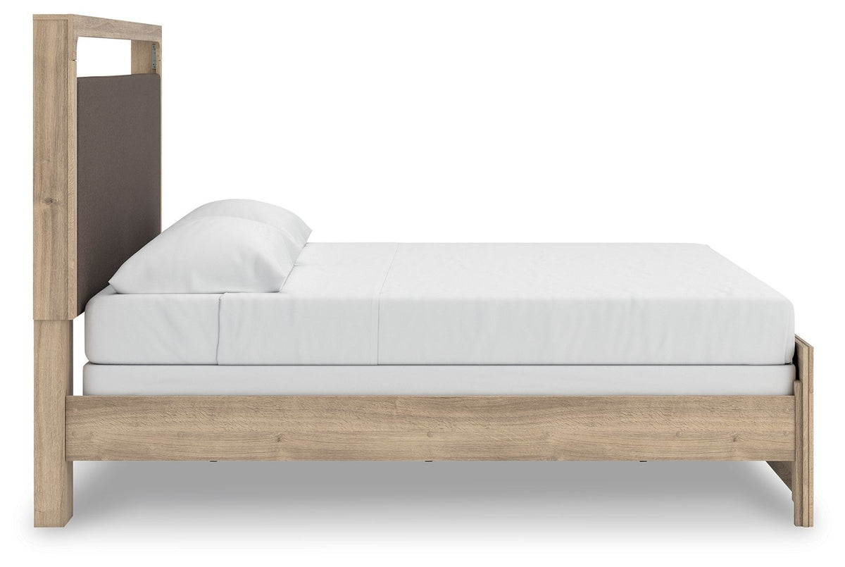 Kinlanni - Upholstered Panel Bed
