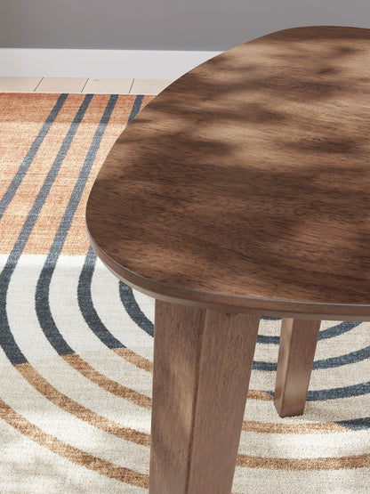 Lyncott - Occasional Wood Table Set (Set of 3) - Brown