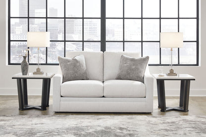 Maitelynn - Loveseat - Chalk