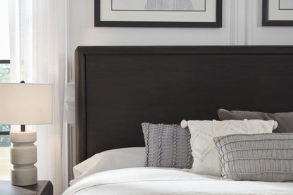 Xolani - Acacia Wood Platform Bed