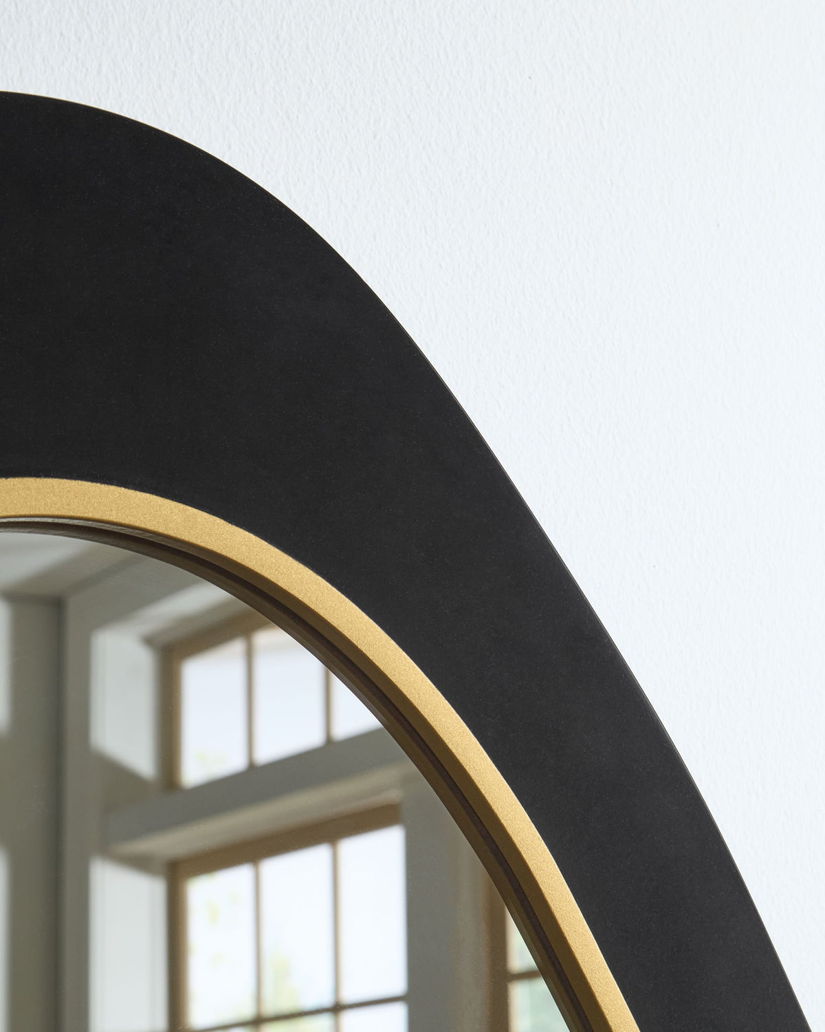 Kierlock - Accent Mirror - Black / Gold Finish