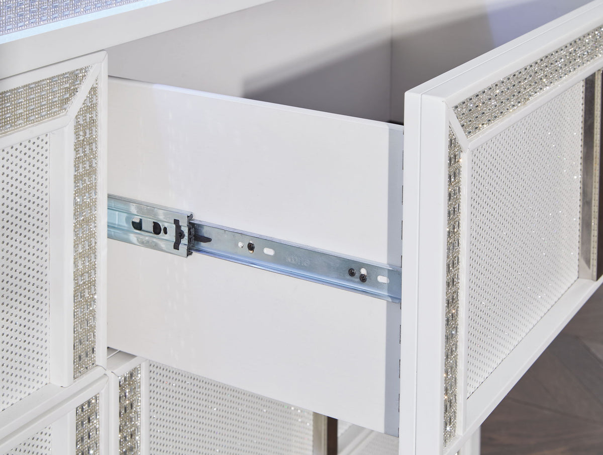 Chalanna - Dresser And Mirror - White
