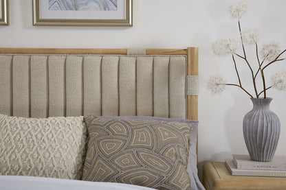 Furano - Upholstered Panel Bed