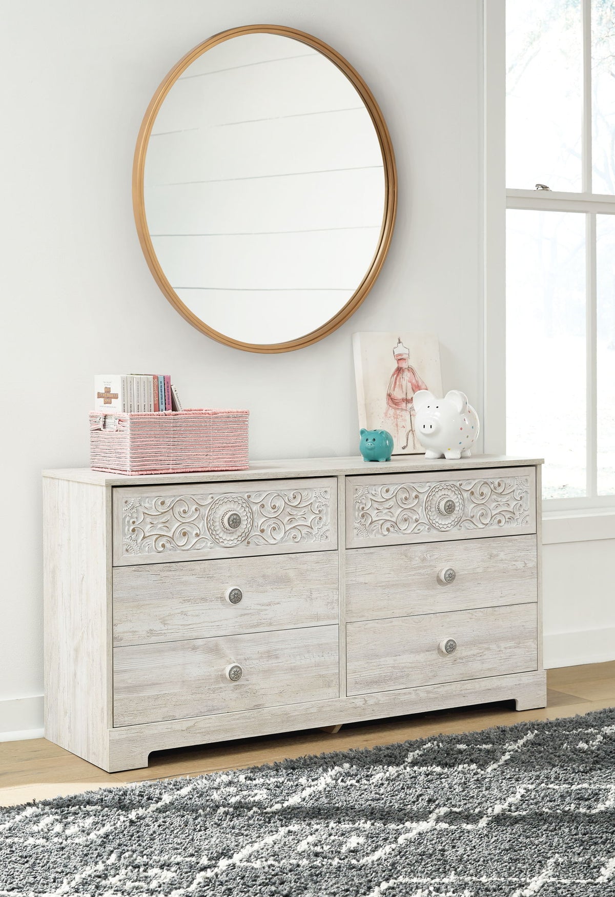 Paxberry - Six Drawer Dresser - Weatherworn - Whitewash