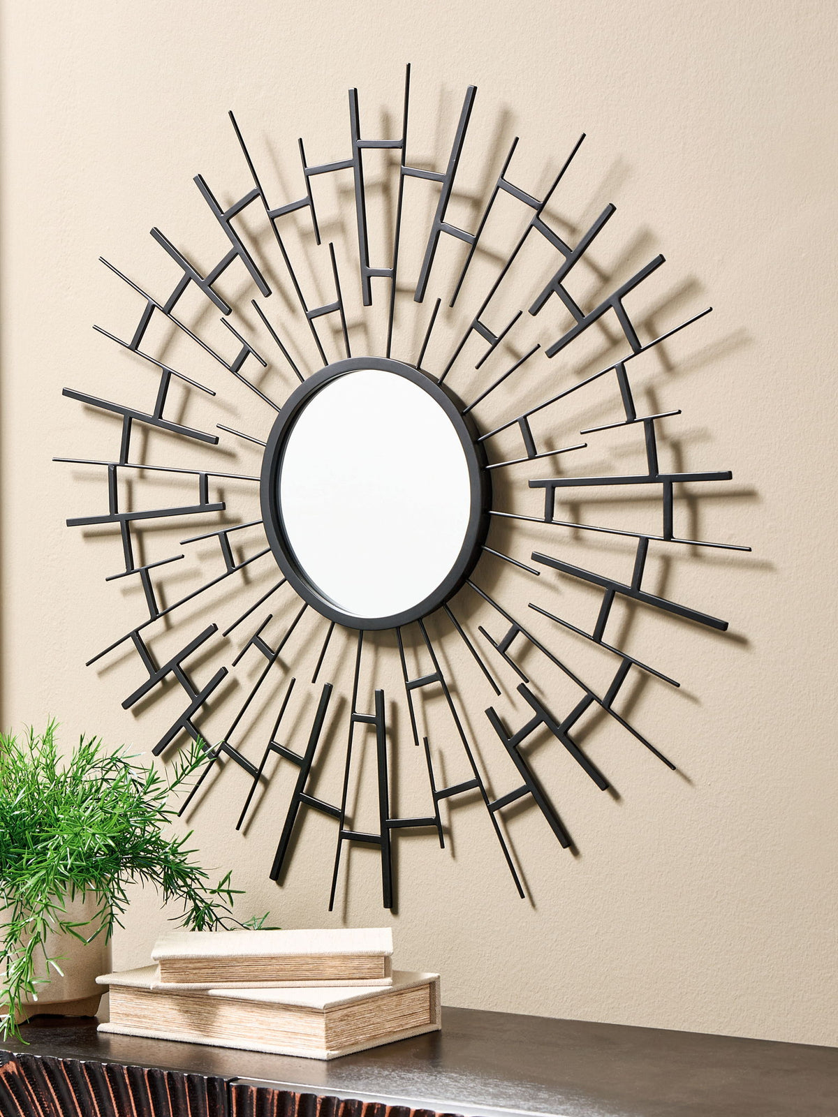 Garrenworth - Accent Mirror - Black
