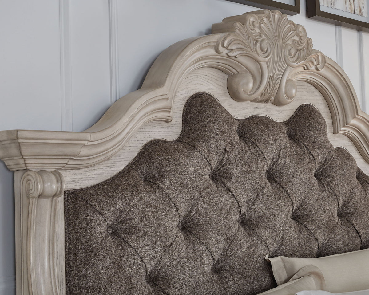 Bruchandi - Upholstered Panel Bed