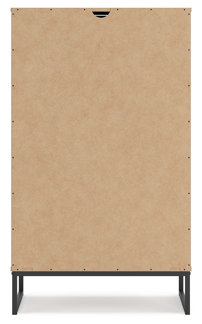Deanlow - Five Drawer Chest - Honey